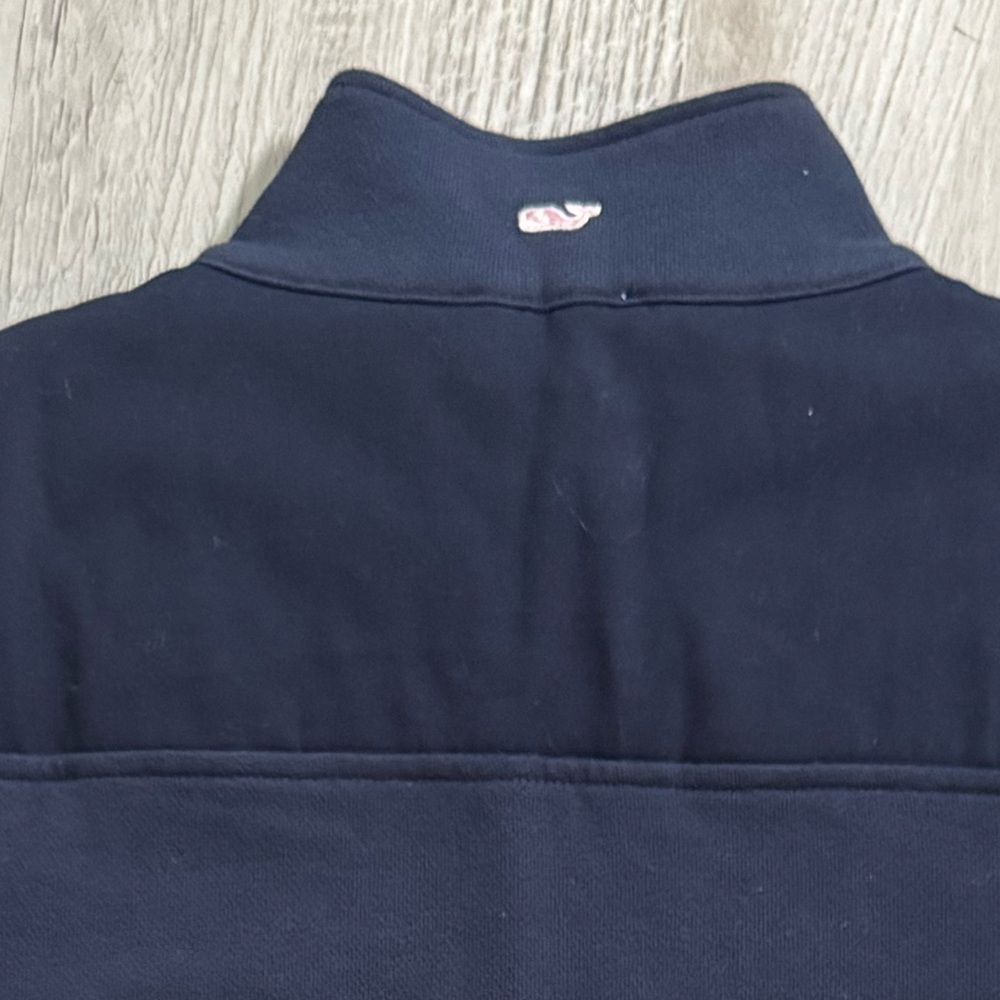 Vineyard Vines Pullover Size Medium - image 5